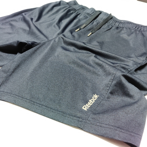 Reebok Athletic / Gym Shorts Navy Size XXL - Picture 3 of 9